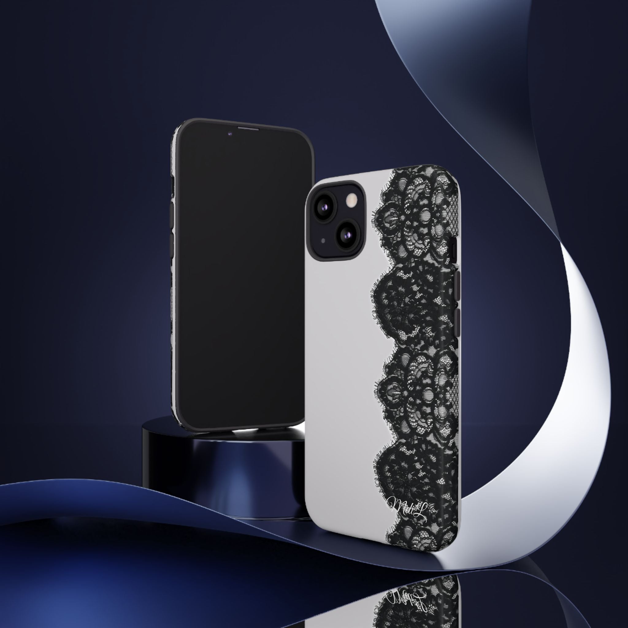 Lace | Black and White - Mare di Luna