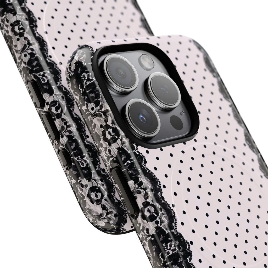 Lacey MagSafe