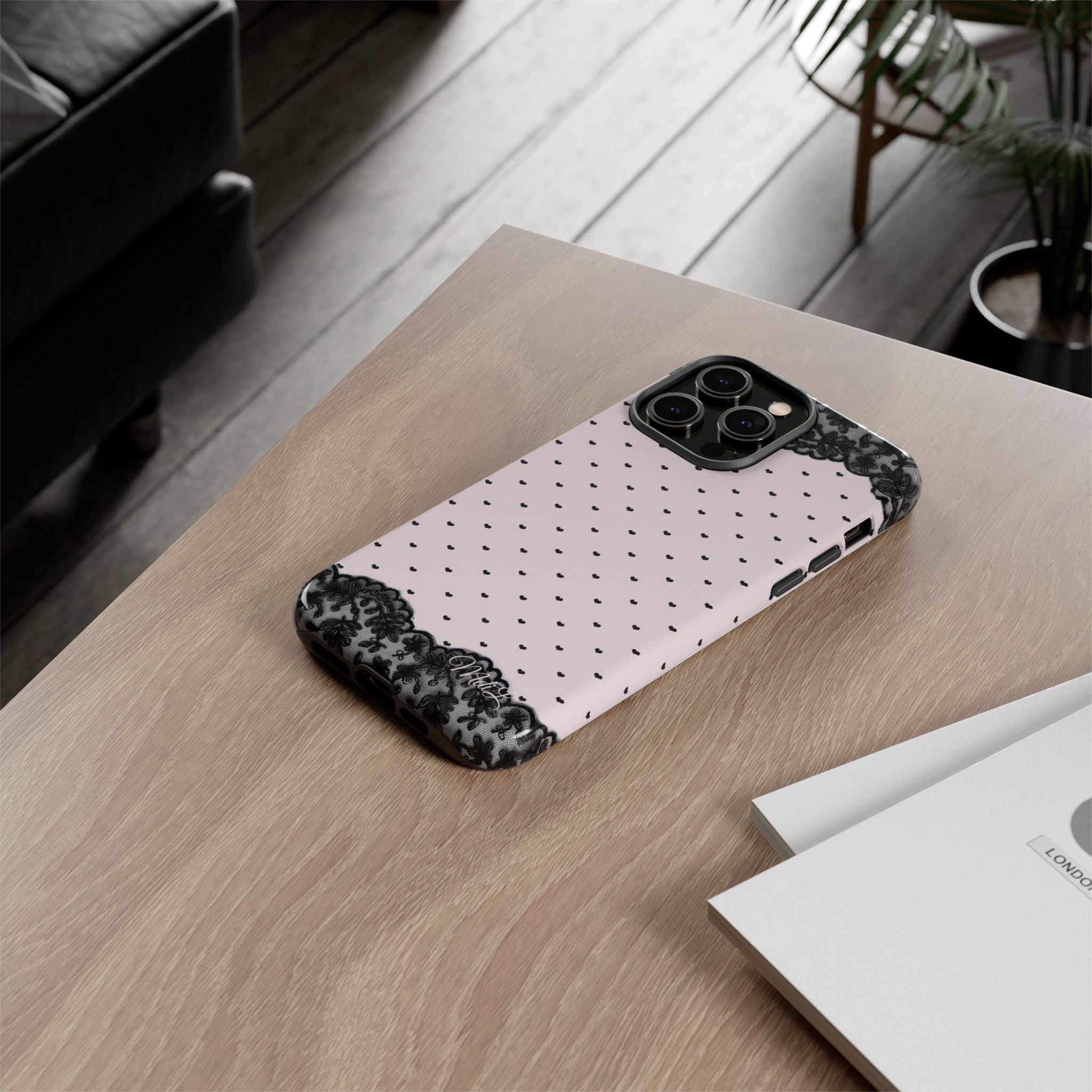 Love Lace | Black and Pink - Mare di Luna