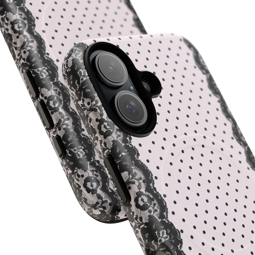 Lacey MagSafe