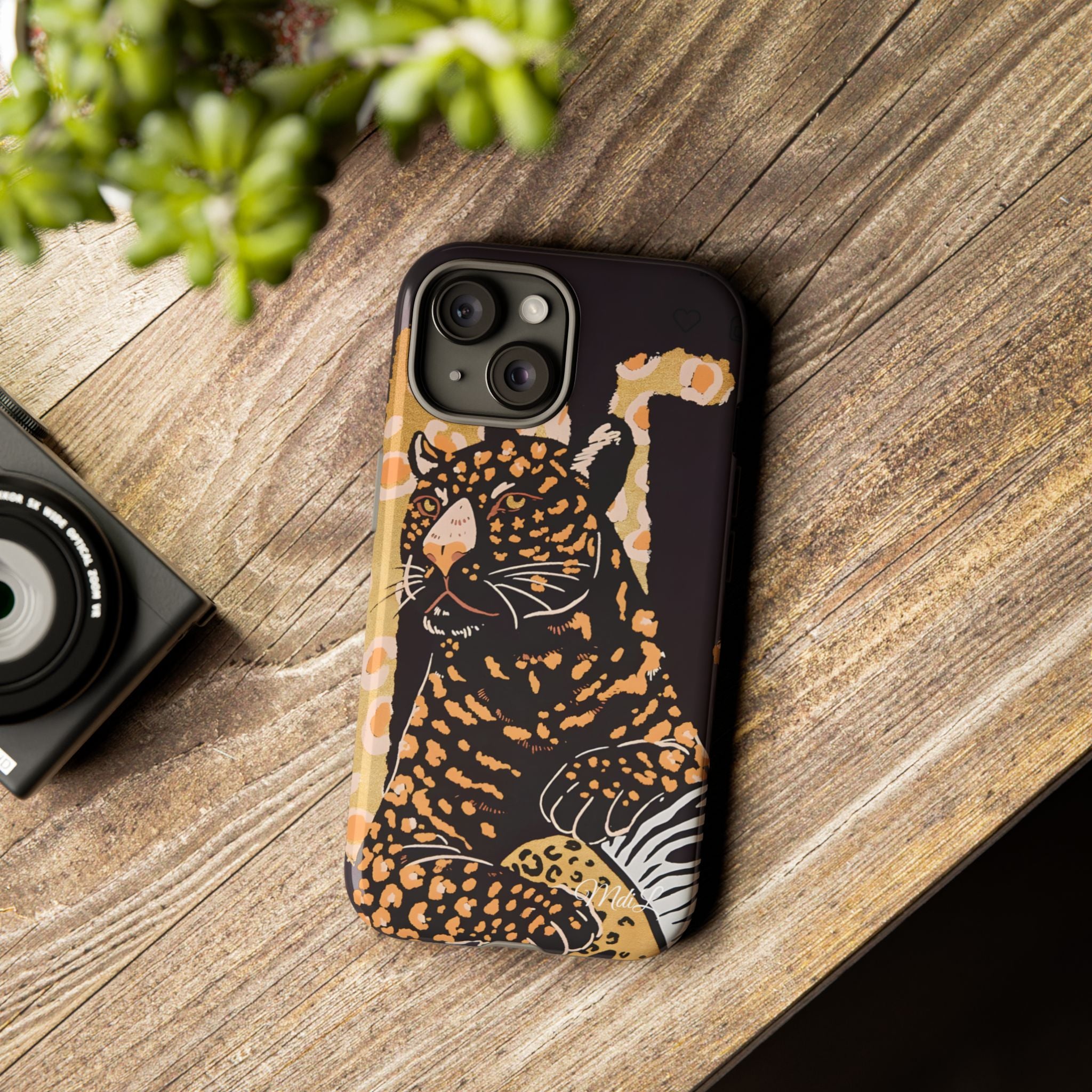 Artsy | Leopard - Mare di Luna