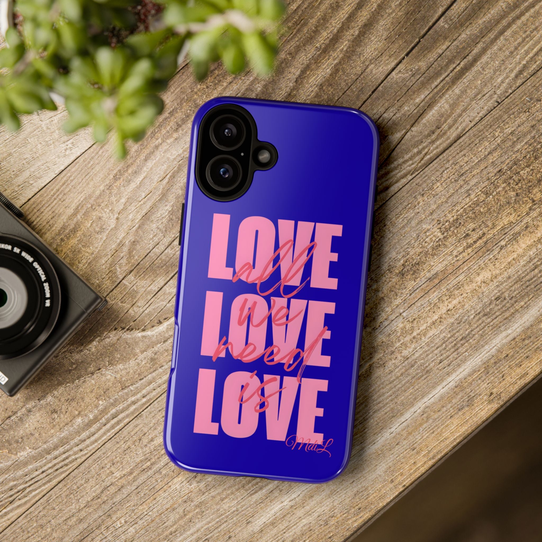 "All We Need Is Love" | Blue - Mare di Luna