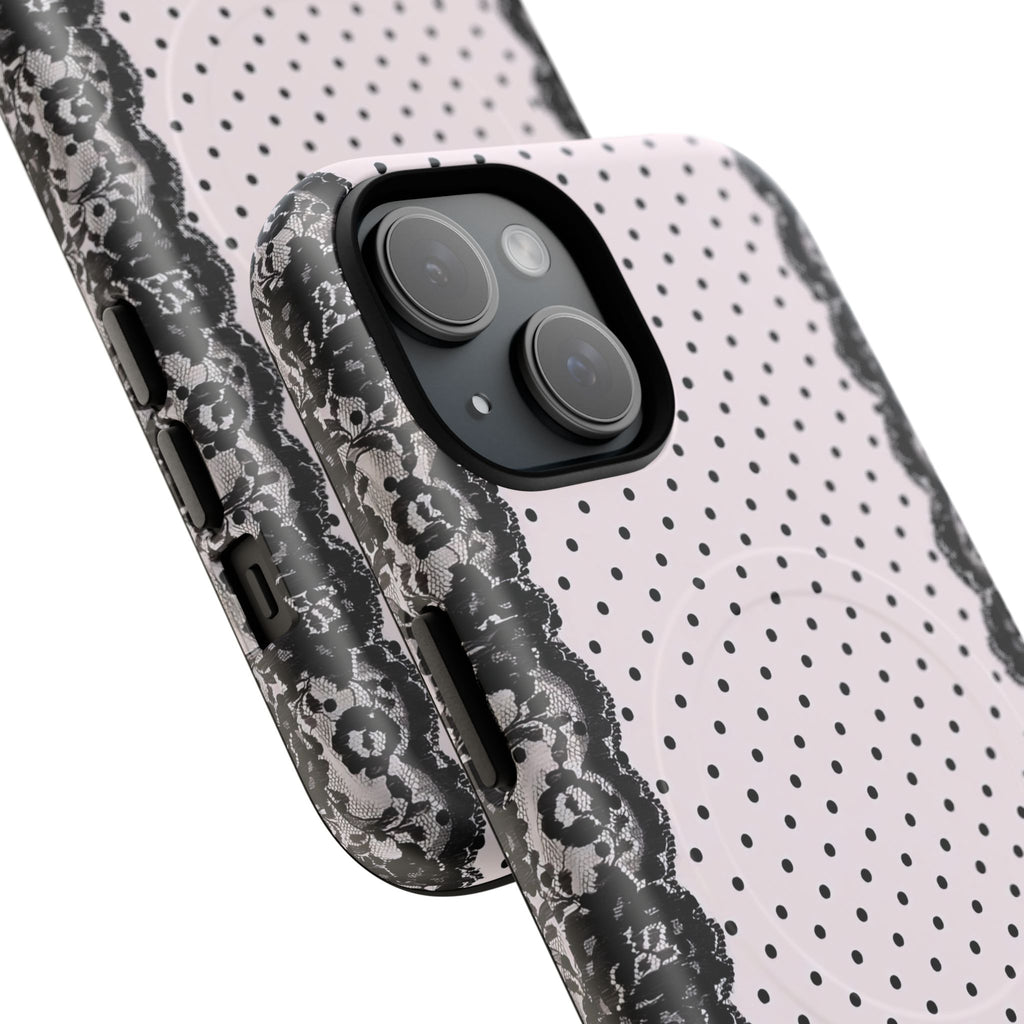 Lacey MagSafe