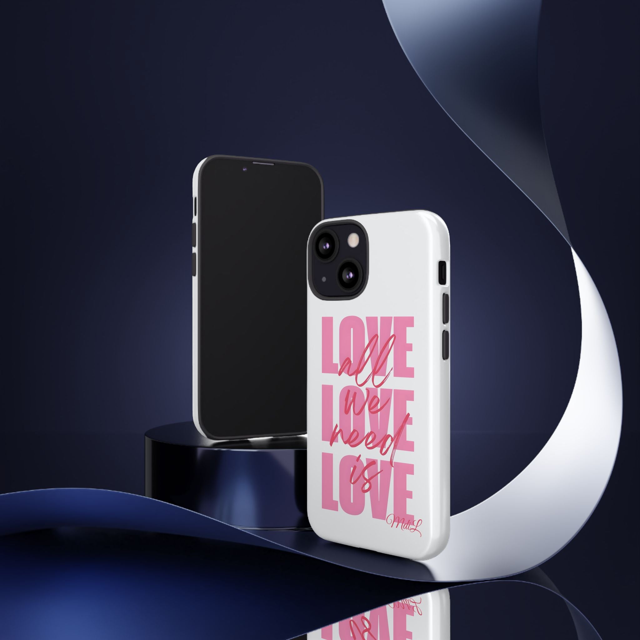 "All We Need Is Love" | White - Mare di Luna