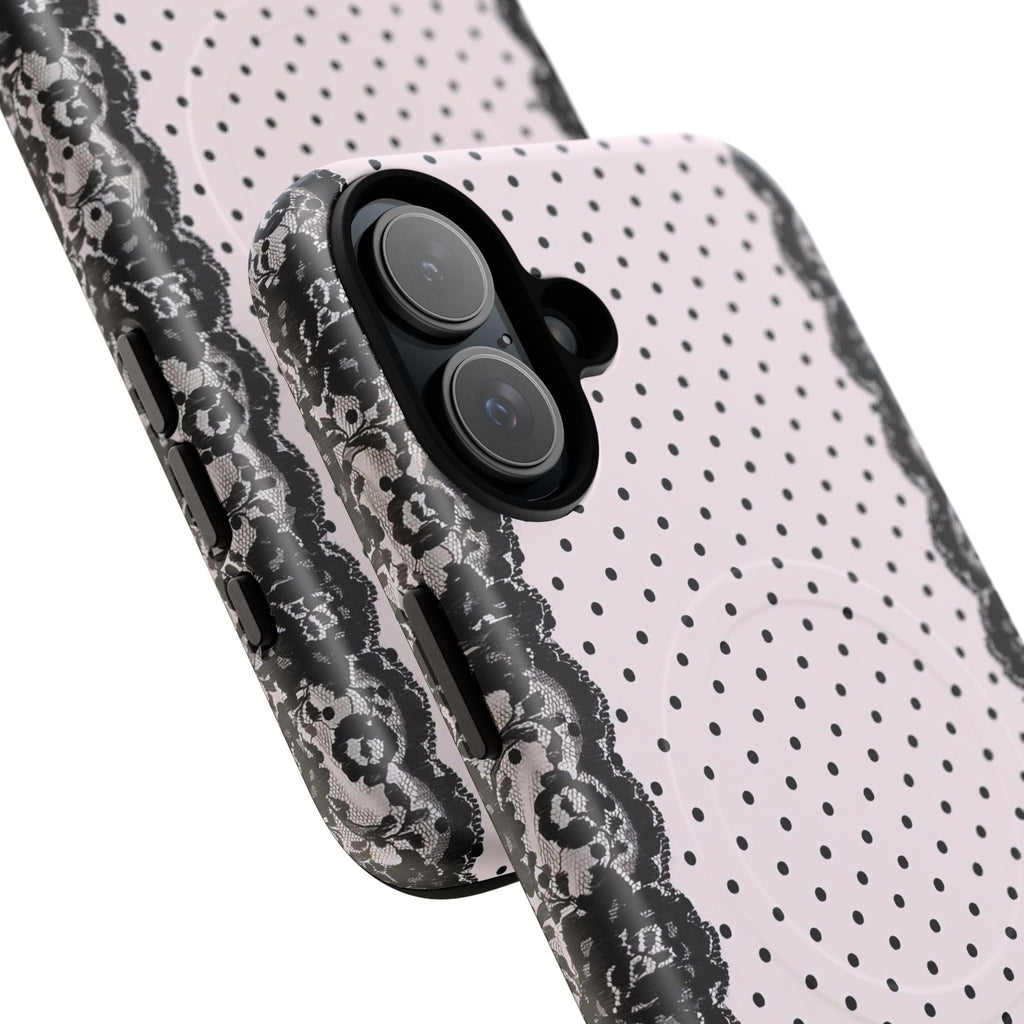 Lacey MagSafe