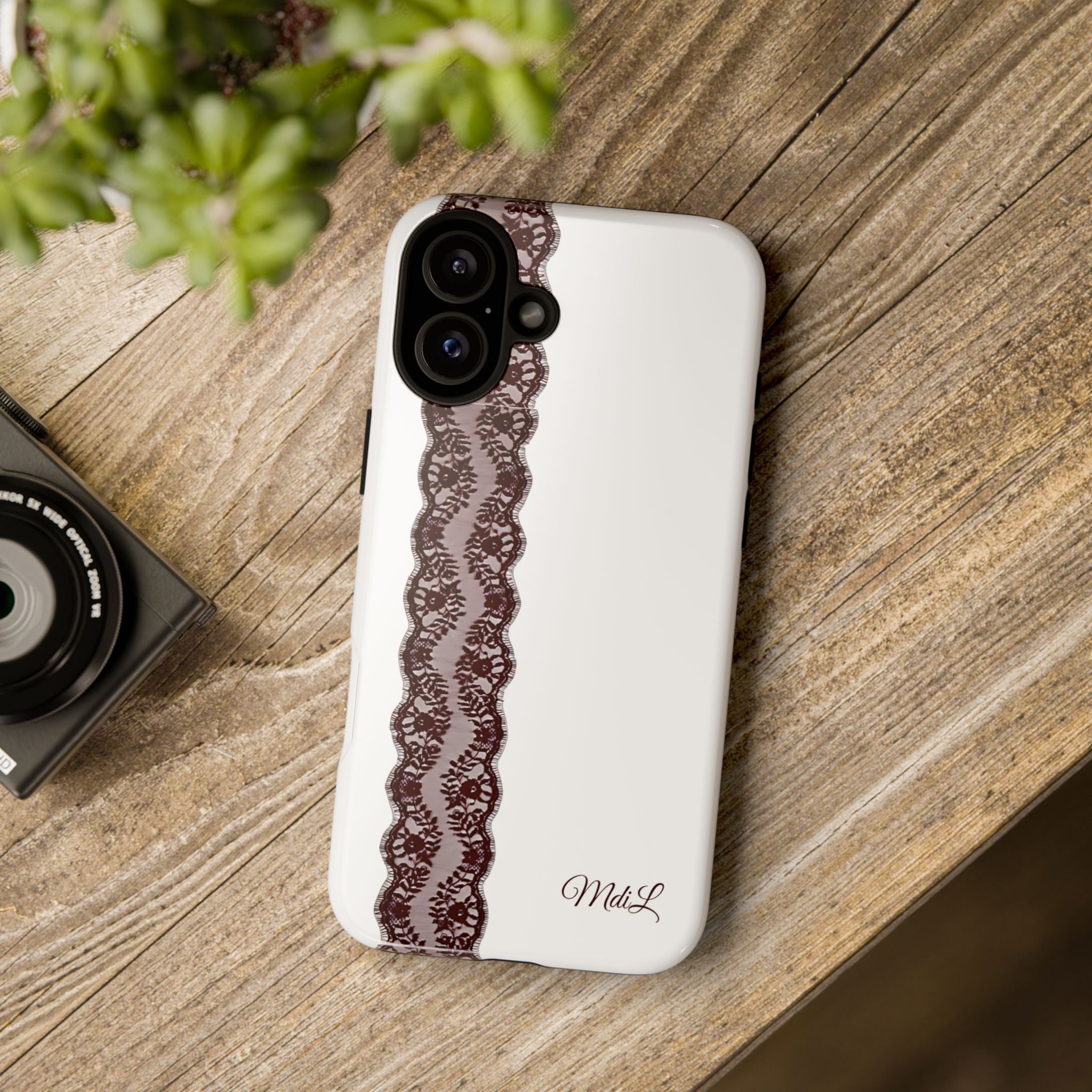 Lace | Red and White - Mare di Luna