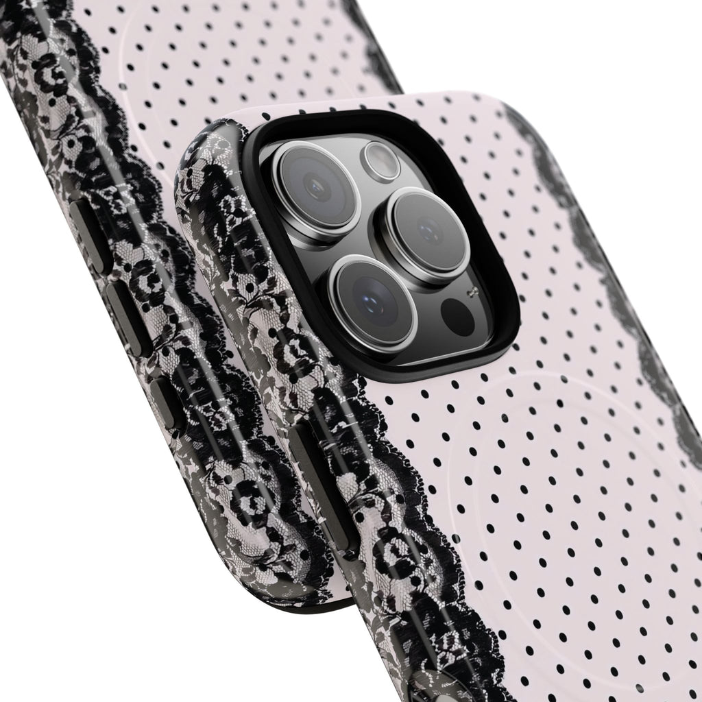 Lacey MagSafe